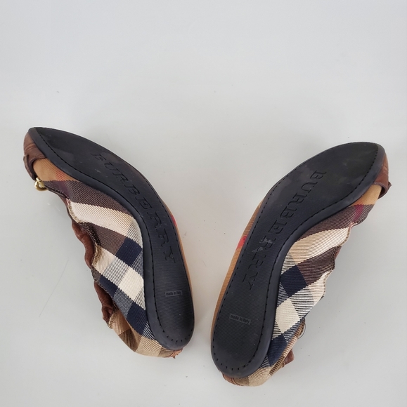 Burberry Brown Nova Check Fabric & Leather Buckle Detail Scrunch Ballet Flats 38 - Picture 12 of 13